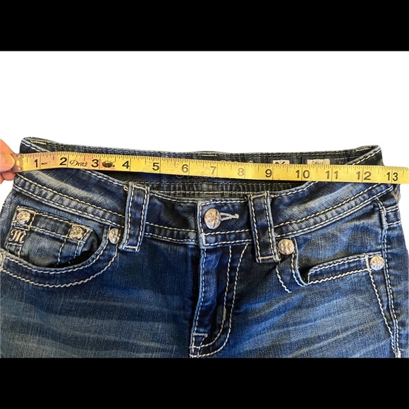 Miss Me Boot Cut Jeans Amazing Condition - Picture 4 of 8